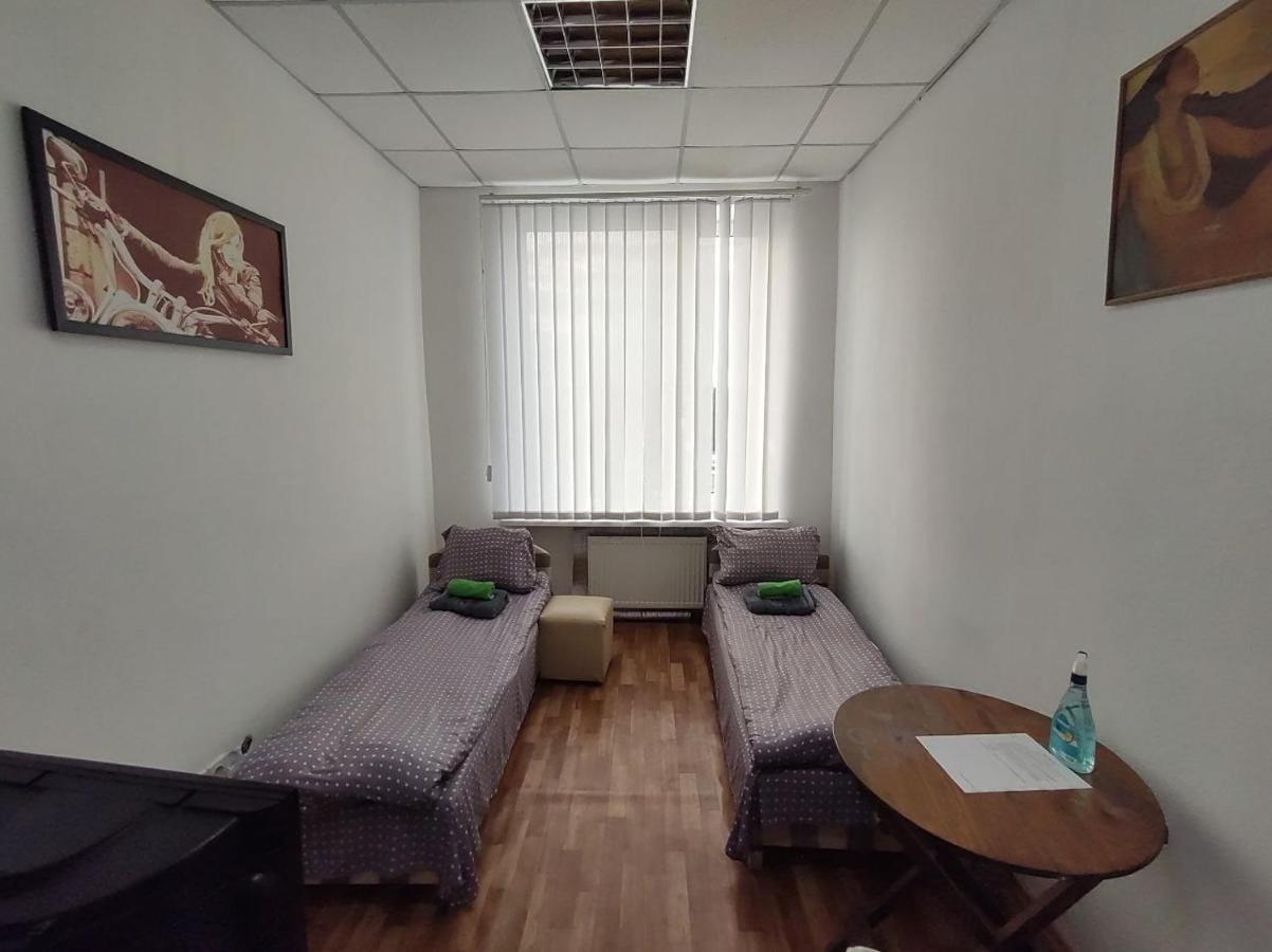 Отель Меридиан Zolotonosha Esterno foto