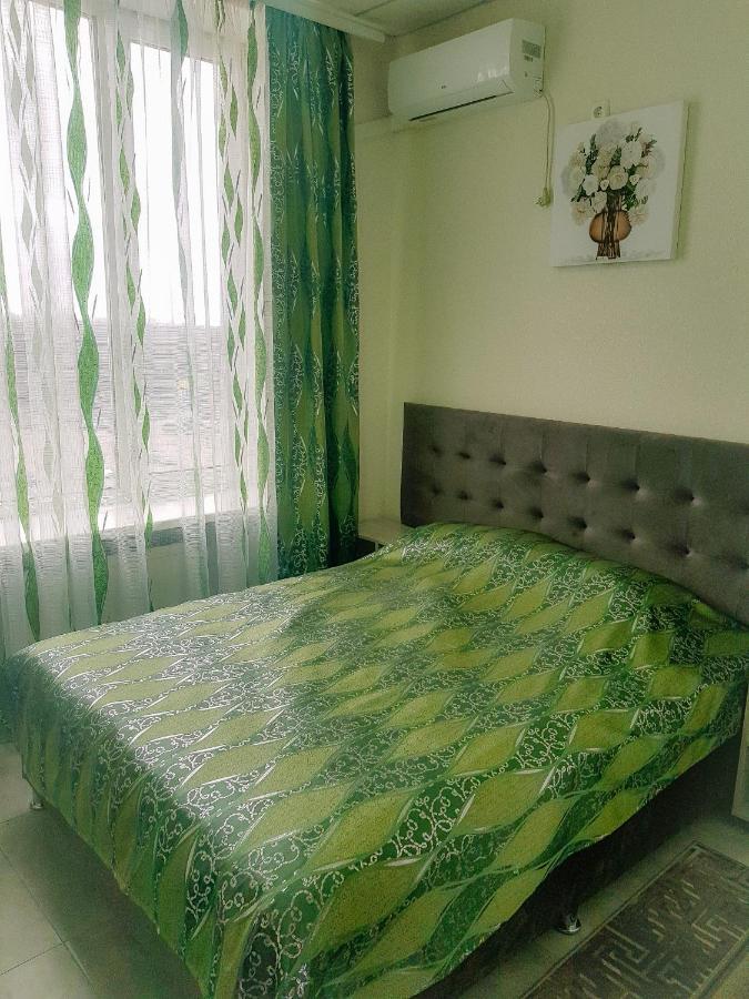 Отель Меридиан Zolotonosha Esterno foto